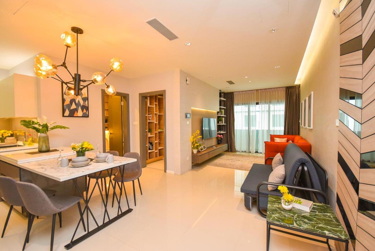 Suasana Residence By Nest Home Джохор Бахру Екстериор снимка