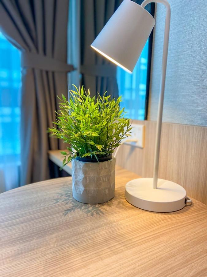 Suasana Residence By Nest Home Джохор Бахру Екстериор снимка