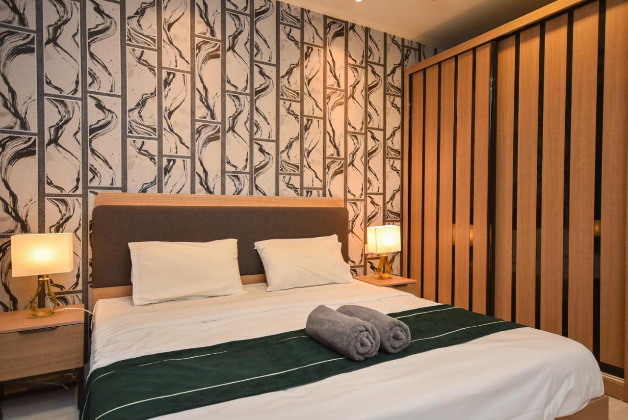 Suasana Residence By Nest Home Джохор Бахру Екстериор снимка