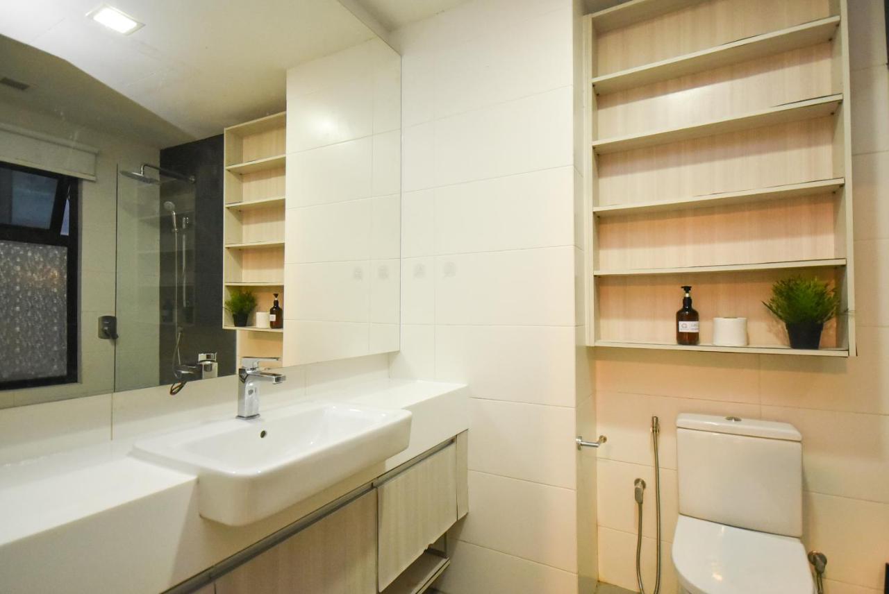Suasana Residence By Nest Home Джохор Бахру Екстериор снимка